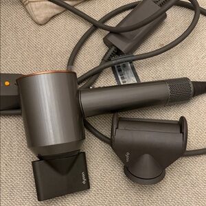 Dyson Hair Dryer in Metallic Gray